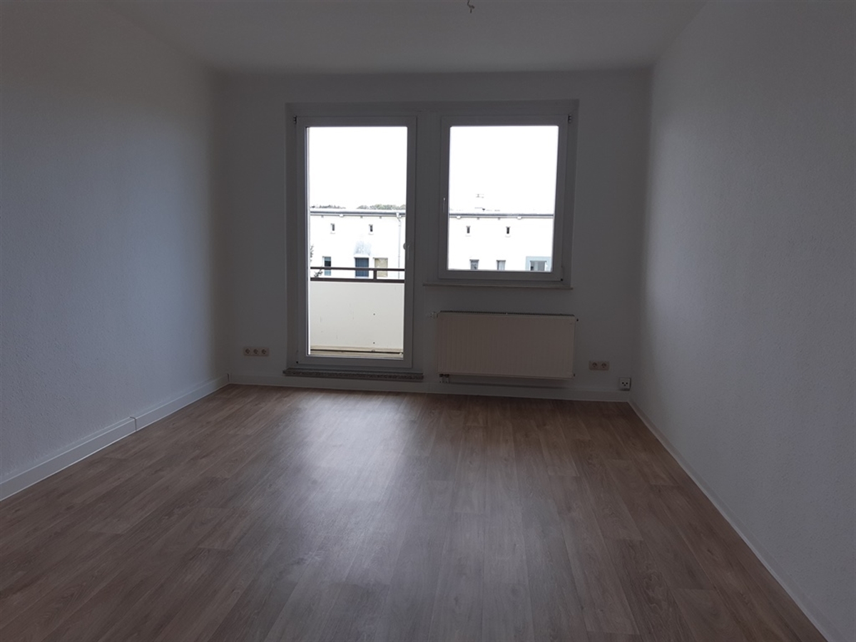 Tolle 2-Raumwohnung mit Badewanne und Balkon - Foto 4
