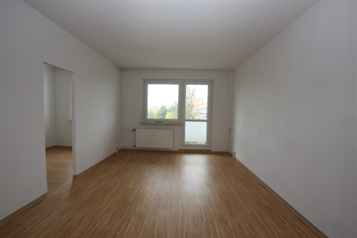 Helle 3-Raum-Wohnung mit Balkon - Photo 1