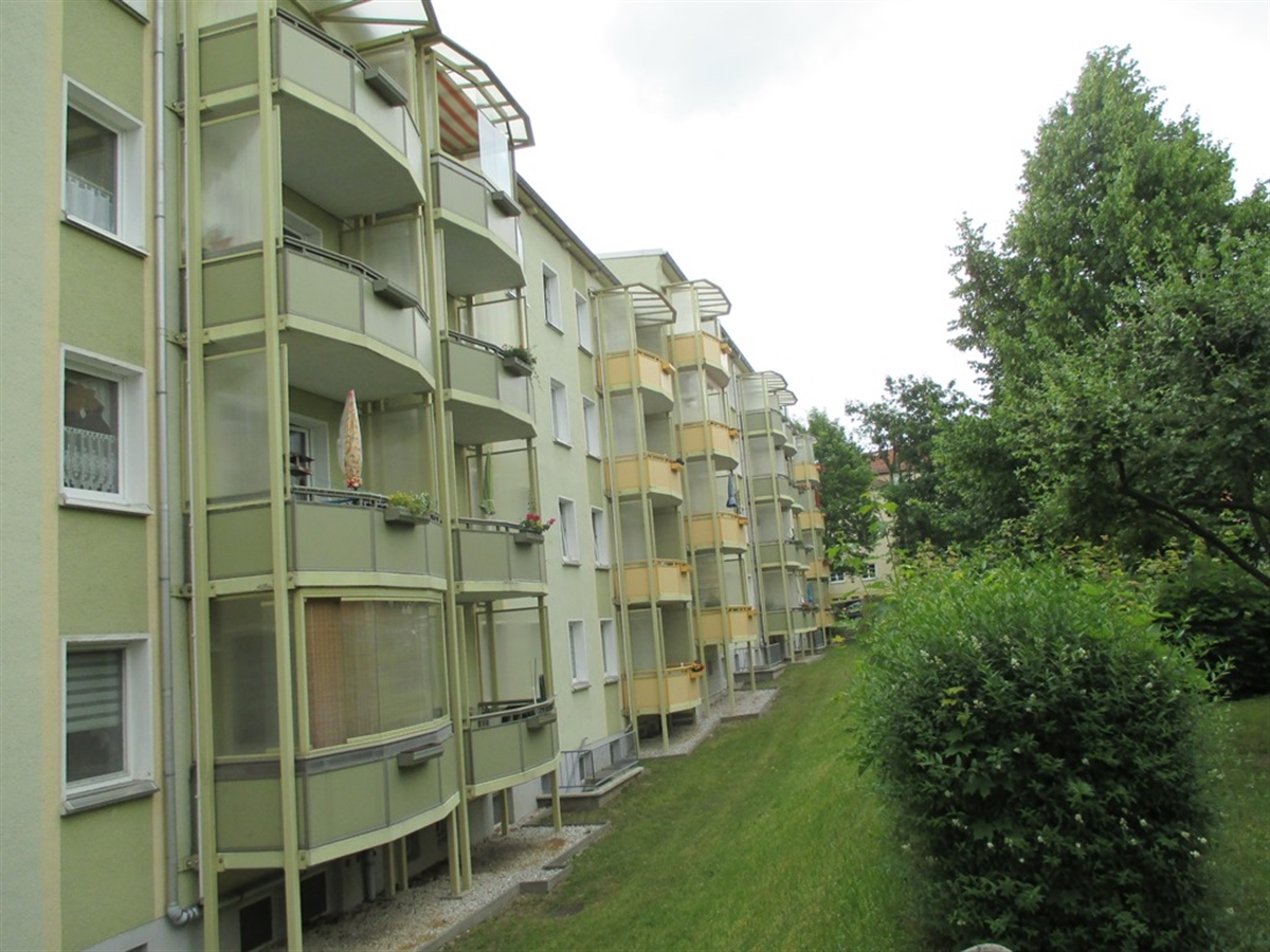 Schöne 3-Raum-Wohnung mit Wohnküche und großem Bad - Photo 2