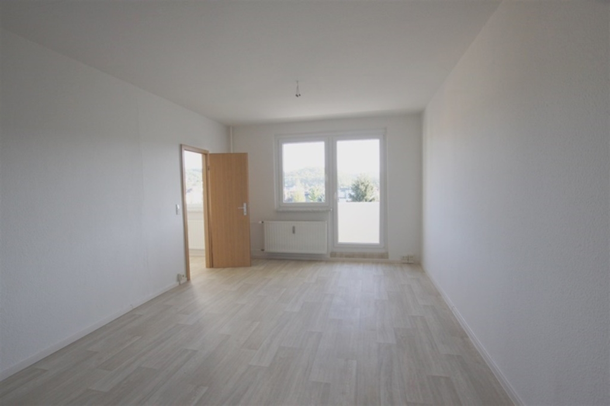 Schöne Singlewohnung mit Balkon und Aufzug - Photo 1