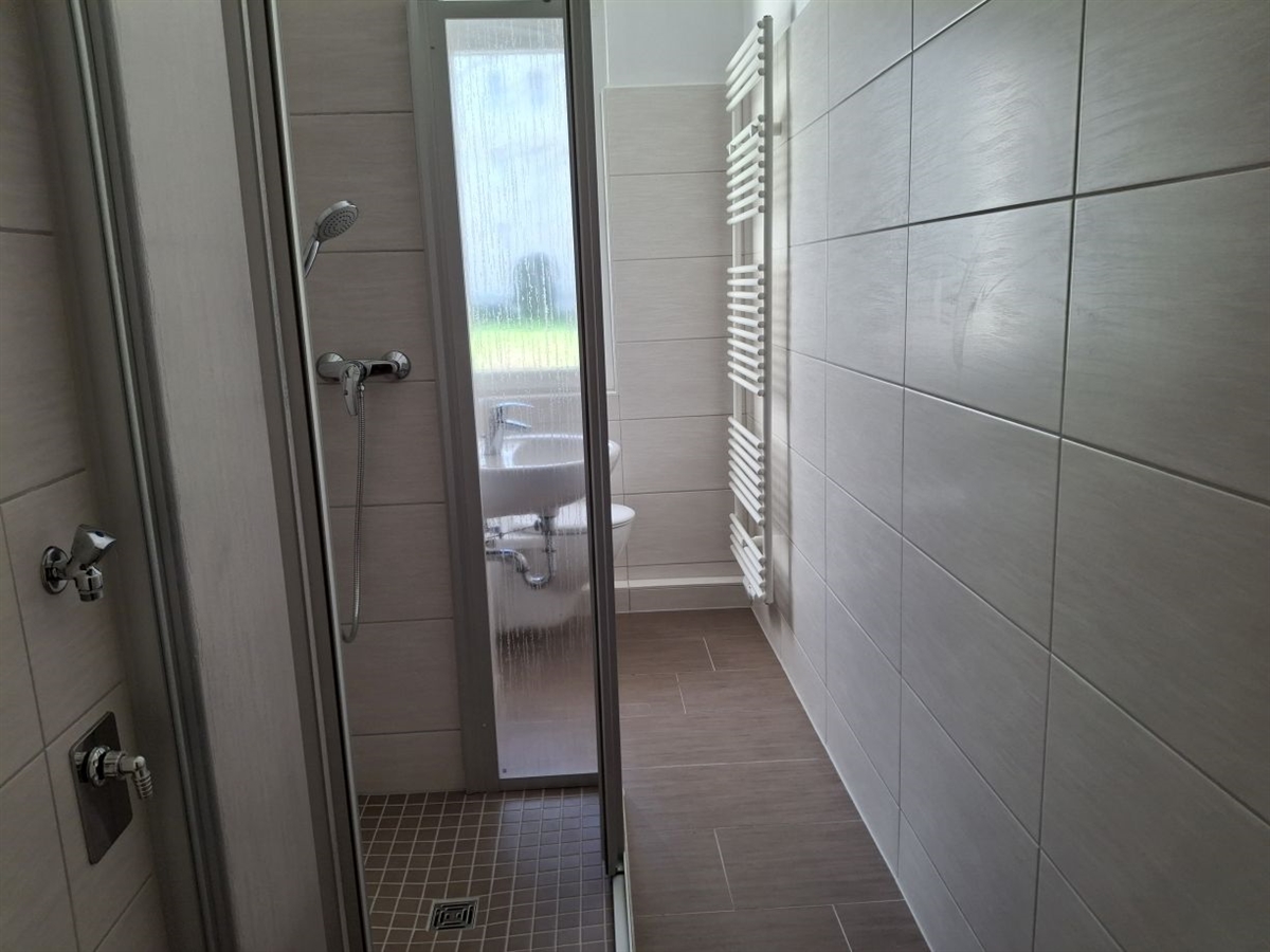 Helle 2-Raum-Wohnung mit Sonnen-Balkon wartet auf Sie ... - Photo 4