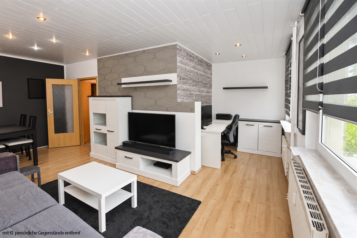 5-Raum-Wohnung mit Aufzug und zwei Balkonen (und Möbeln) - Photo 1