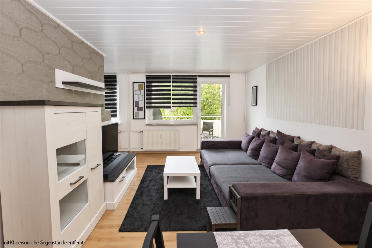 5-Raum-Wohnung mit Aufzug und zwei Balkonen (und Möbeln) - Photo 2
